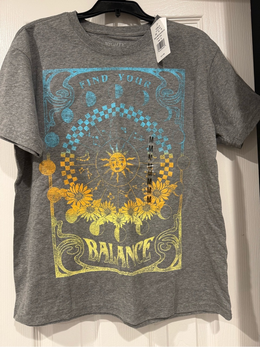 Kohl's Gray Tee with Yellow & Blue Sunflower Graphic